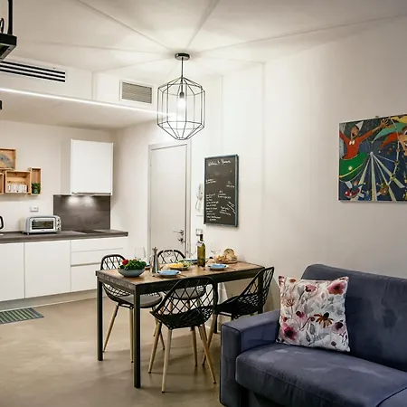 Casa S A F E R * Florence
